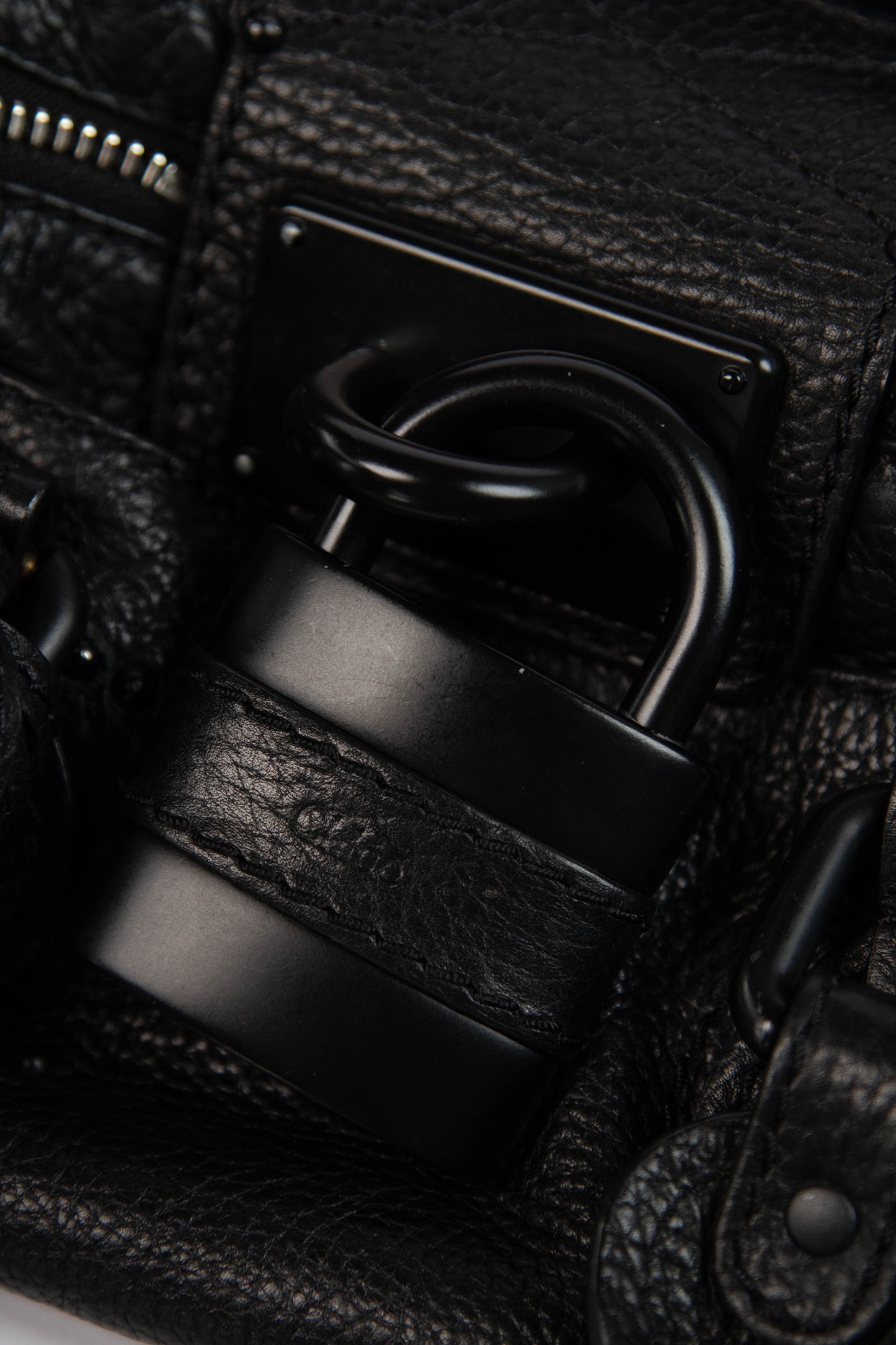 🔥 Pre-owned RARE 2000s Chloe Black Leather Paddington Small Shoulder Bag 🔥