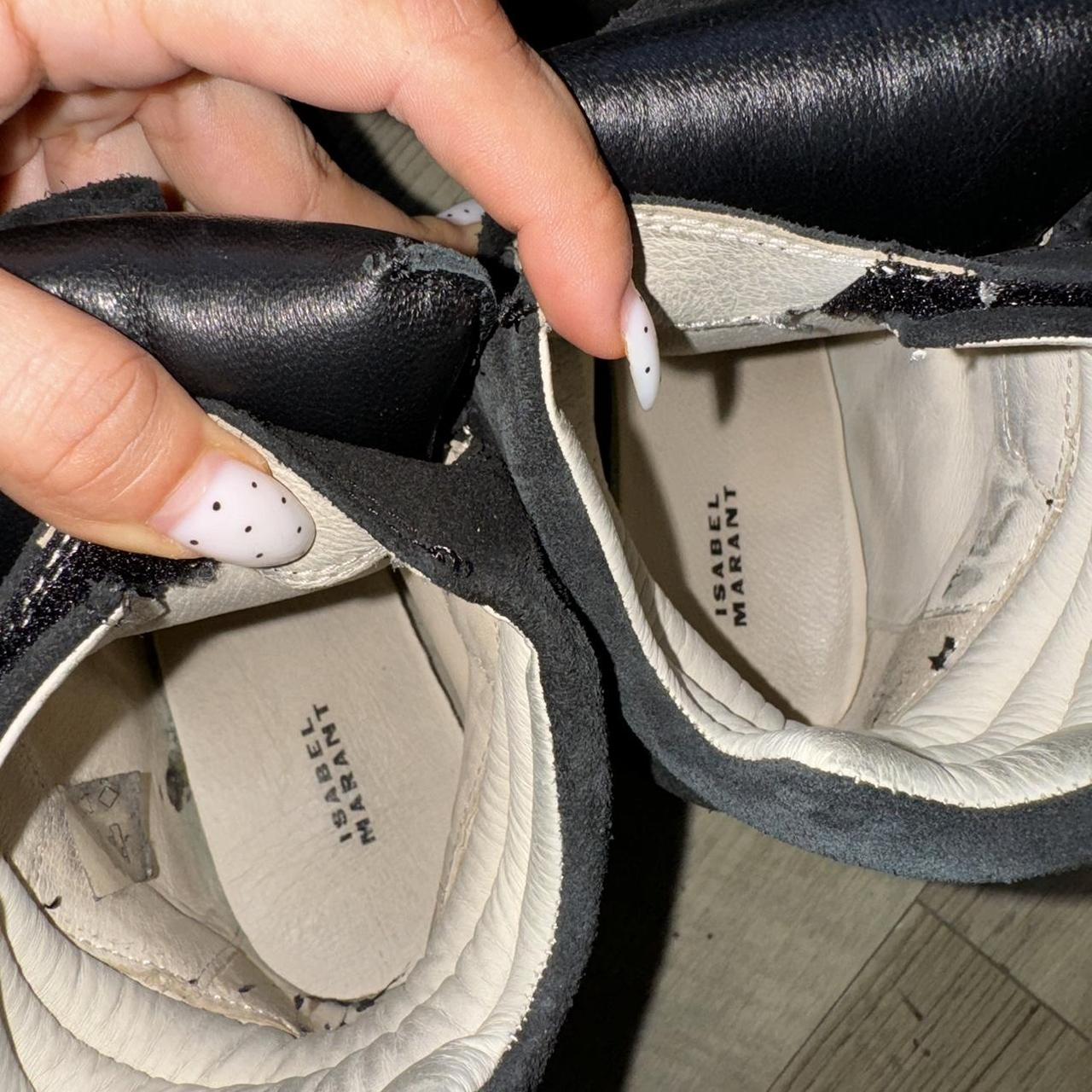 Isabel Marant Women's Black and Navy Trainers