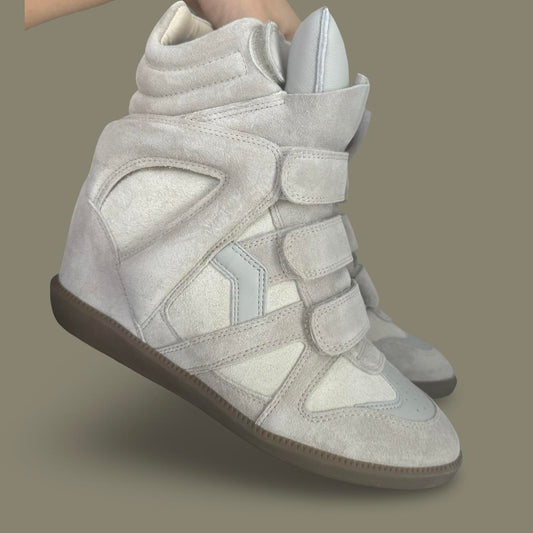 Isabel Marant Women's Grey and Cream Trainers