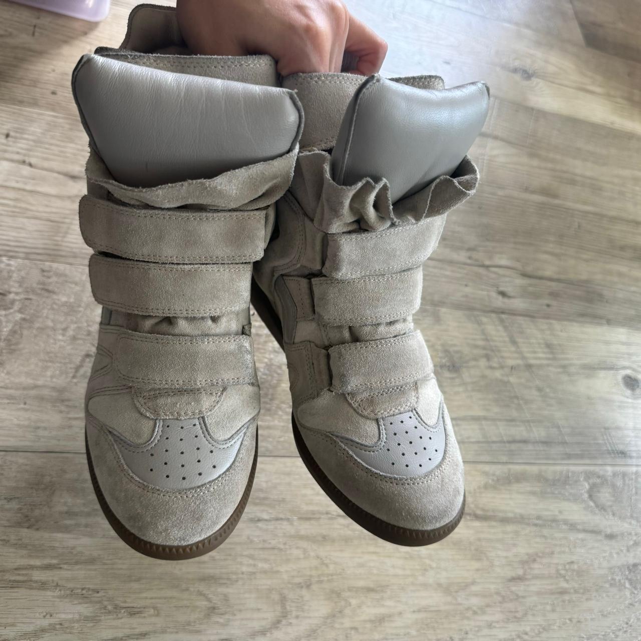 Authentic Isabel Marant Bekett Wedge Sneakers – Ecru