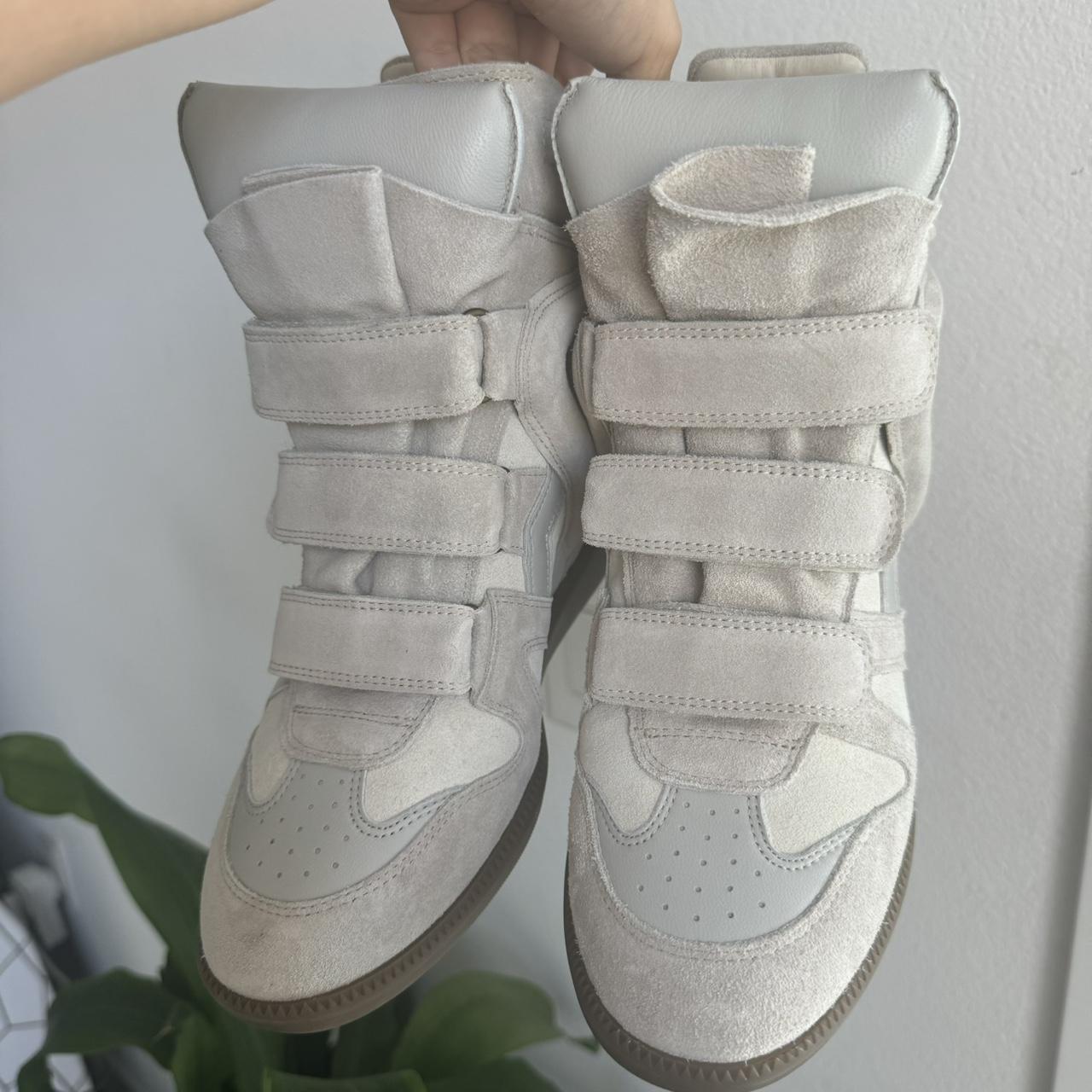 Isabel Marant Women's Grey and Cream Trainers