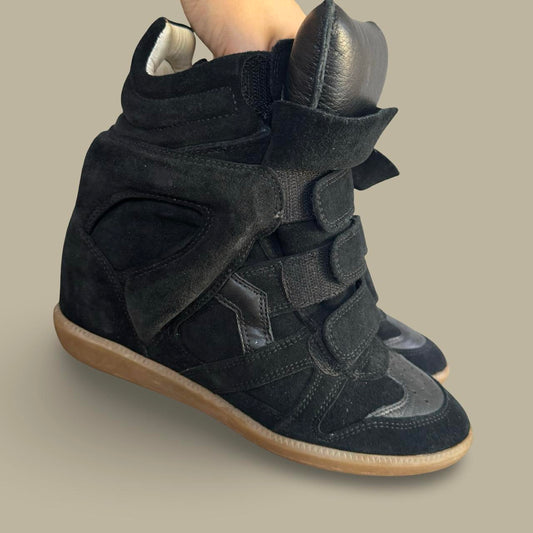 Isabel Marant Women's Black Trainers